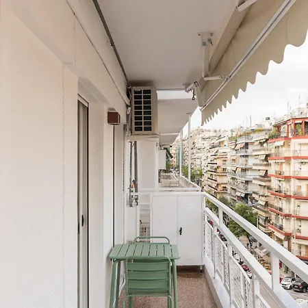 Dolly By Halu!, With Private Parking Apartment Thessaloniki