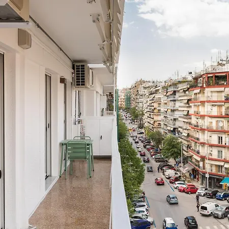 Dolly By Halu!, With Private Parking Apartment