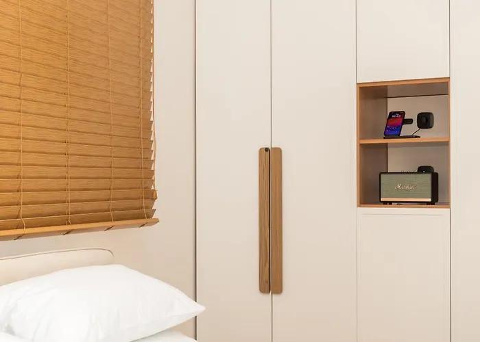 Apartment Dolly By Halu! Family In The Center