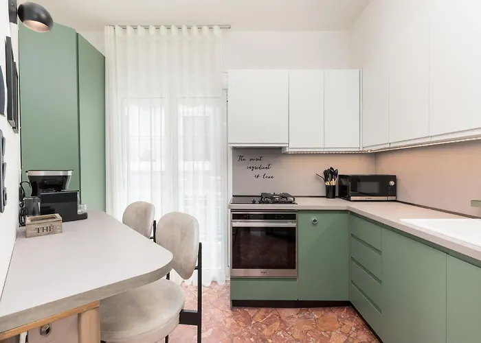 Apartment Dolly By Halu! Family In The Center